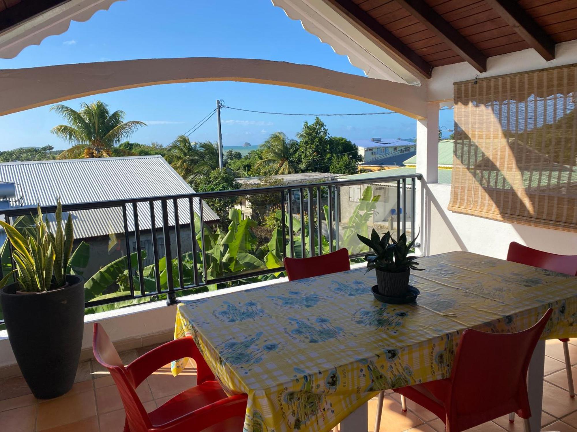 Chez Soul~Etage Entier Avec Vue Sur Mer Sainte-Rose Eksteriør billede